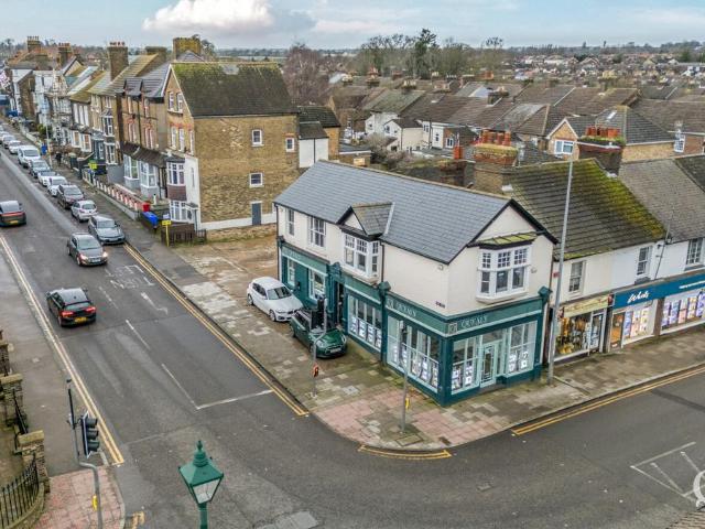 House for sale in Regent Quay, Oad Street