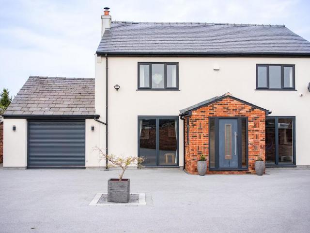 House for sale in Crossens, Sefton