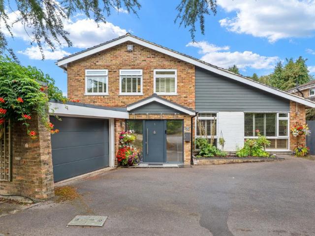 House for sale in Chipstead, Reigate and Banstead