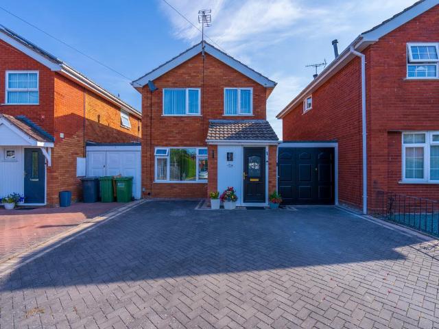 House for sale in Lickhill, Rushock