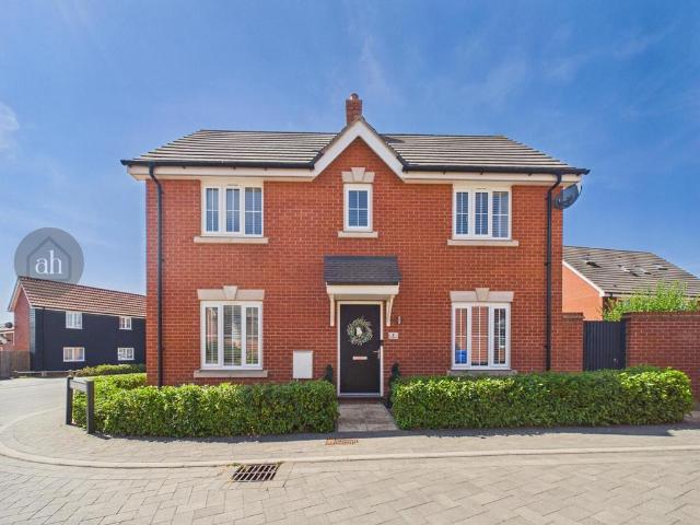 House for sale in Moreton Hall, Chedburgh