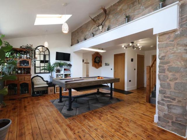 House for sale in Bromsberrow Heath, Gloucestershire