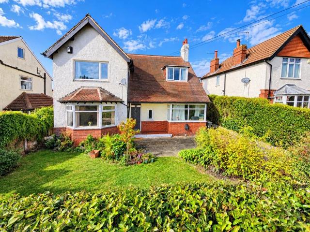 House for sale in Roundhay, Leeds