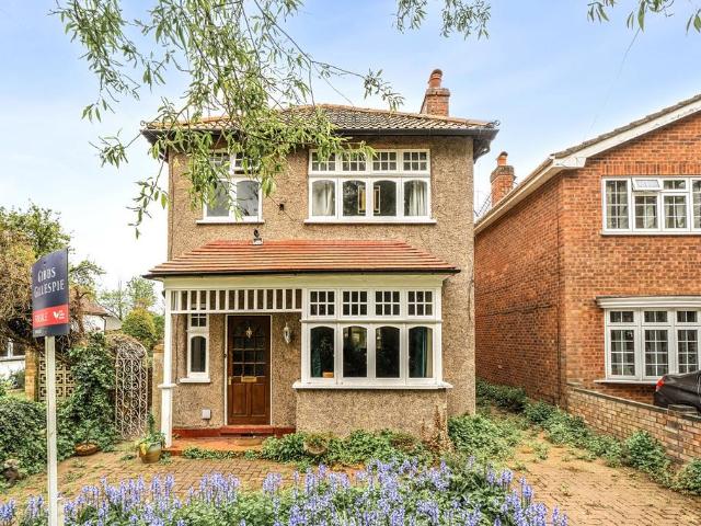 House for sale in Greater London