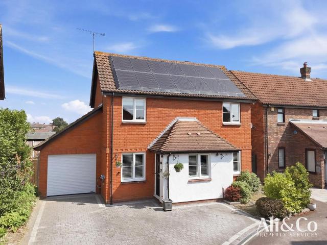 House for sale in Grays, Essex