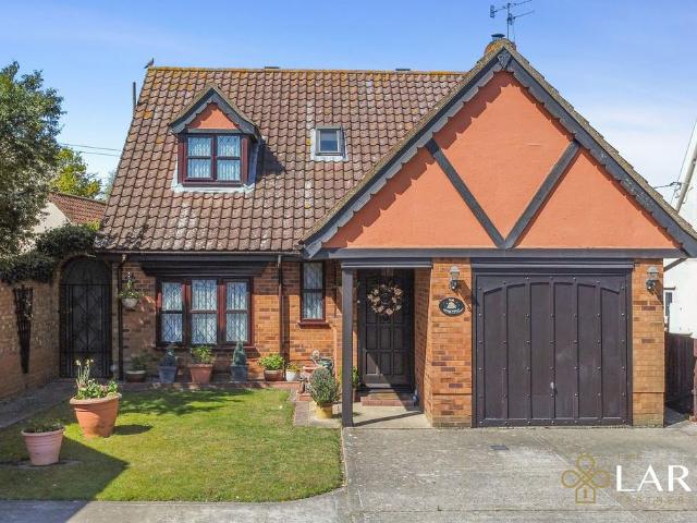 House for sale in Eastbridge, Suffolk