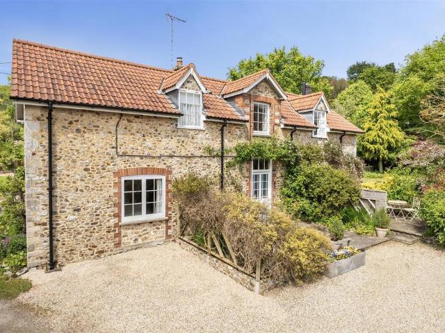 House for sale in Budlake, Devon