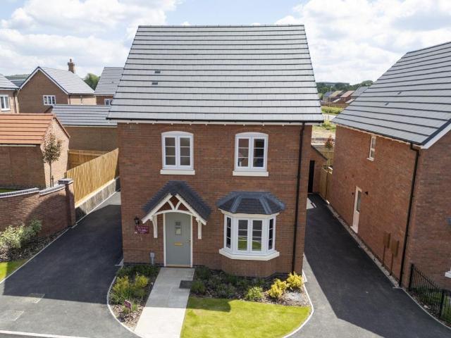 House for sale in Hugglescote, Leicestershire