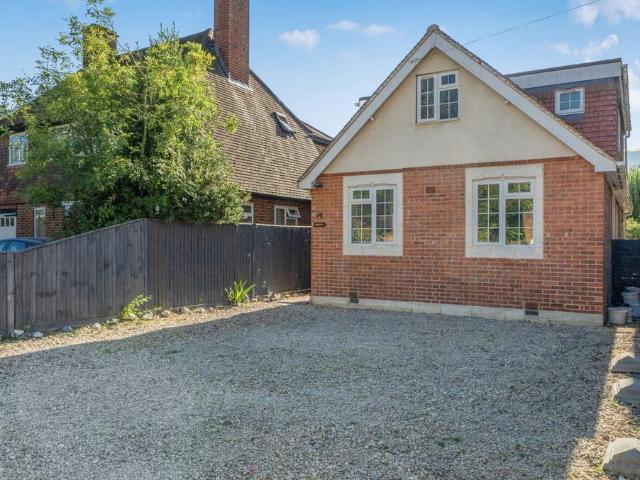 House for sale in Temple Park, Binfield
