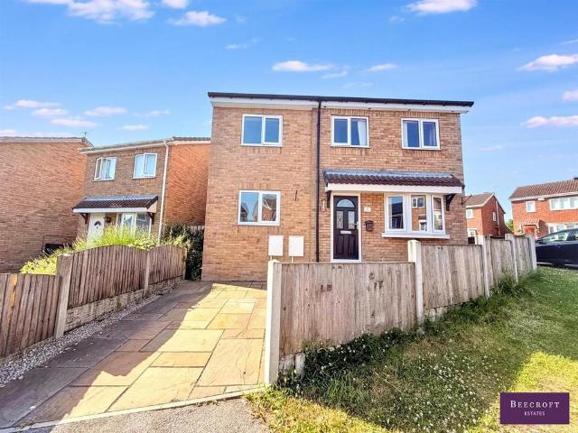 House for sale in Thurnscoe, South Yorkshire