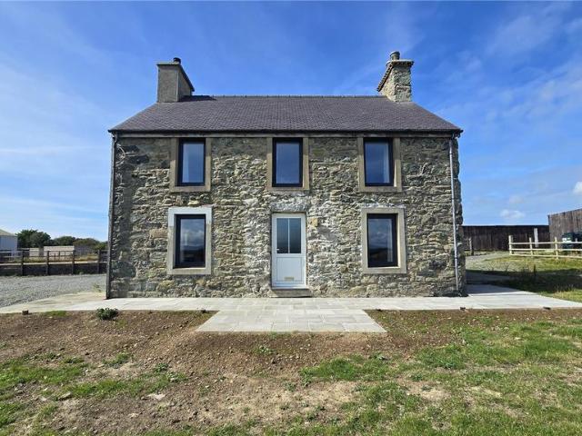 House for sale in Llanfihangel yn Nhowyn, Caergeiliog