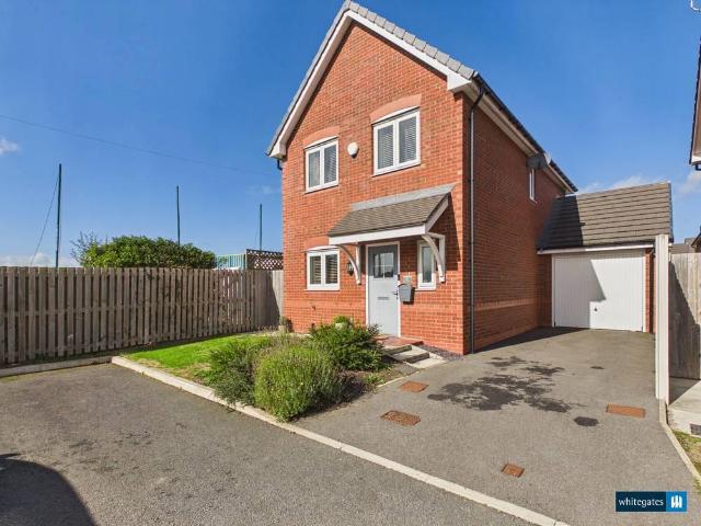 House for sale in Llay