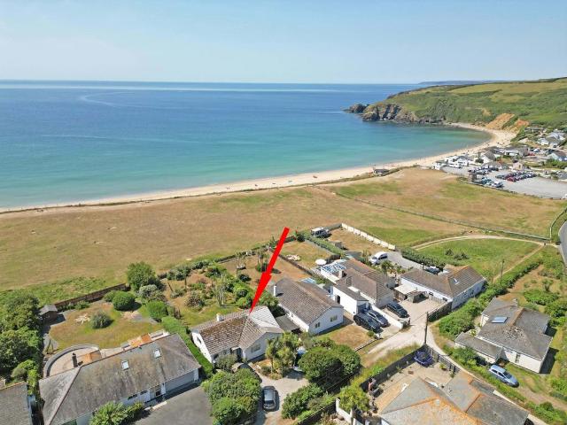 House for sale in Praa Sands, Breage