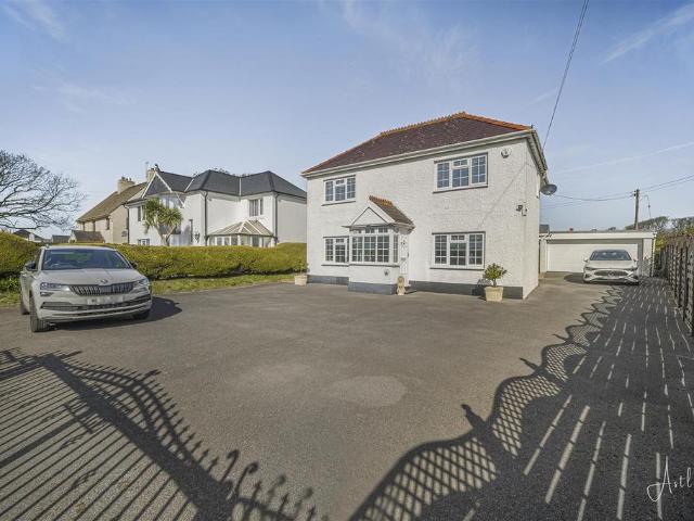 House for sale in Kittle, Wales