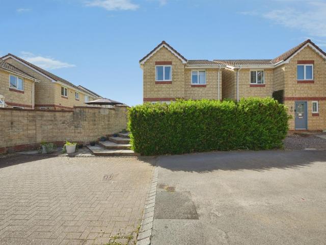 House for sale in Chippenham, Wiltshire
