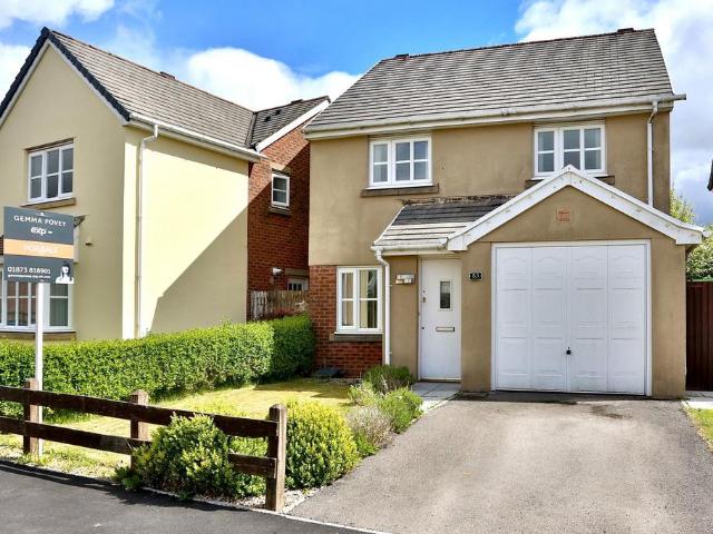 House for sale in Nantyglo and Blaina, Wales
