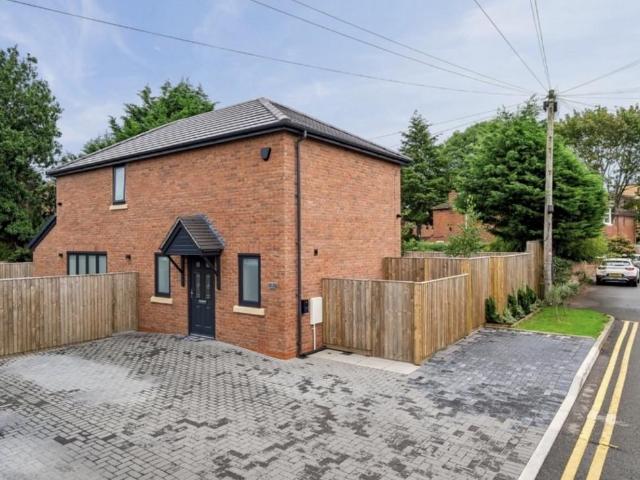 House for sale in Cheadle, Greater Manchester
