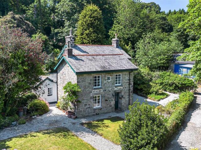 House for sale in Carthew, Scredda
