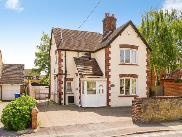 House for sale in Evershot, Oxfordshire