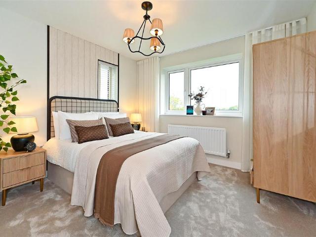 House for sale in Littlecote, West Sussex