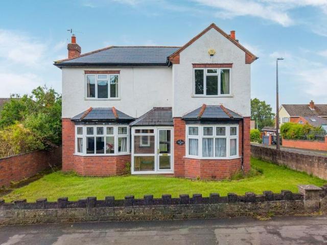House for sale in Stourbridge, West Midlands