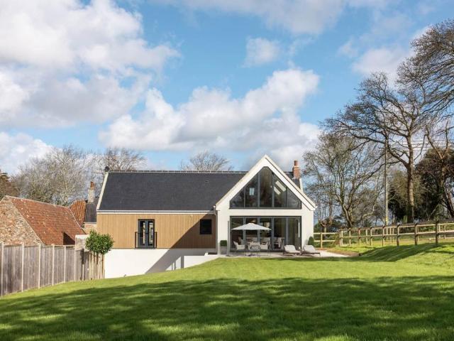 House for sale in Chalfont St. Peter, Denham