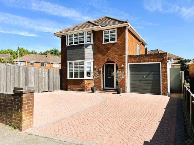 House for sale in Walsall Wood, Walsall Wood