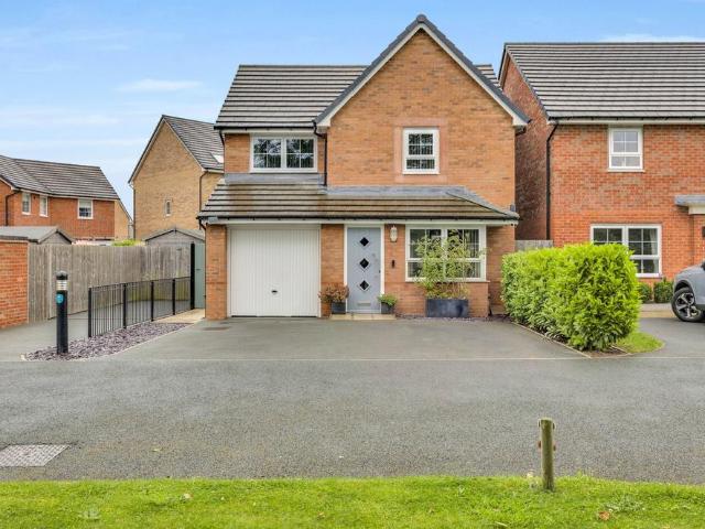House for sale in Barrington Park, Alsager