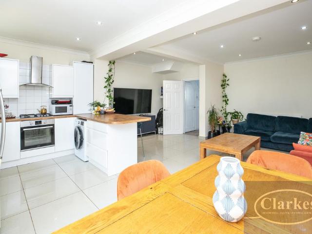 House for sale in Charminster, Bournemouth