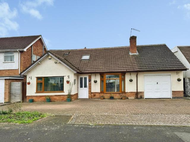 Bungalow for sale in Oadby, Leicestershire