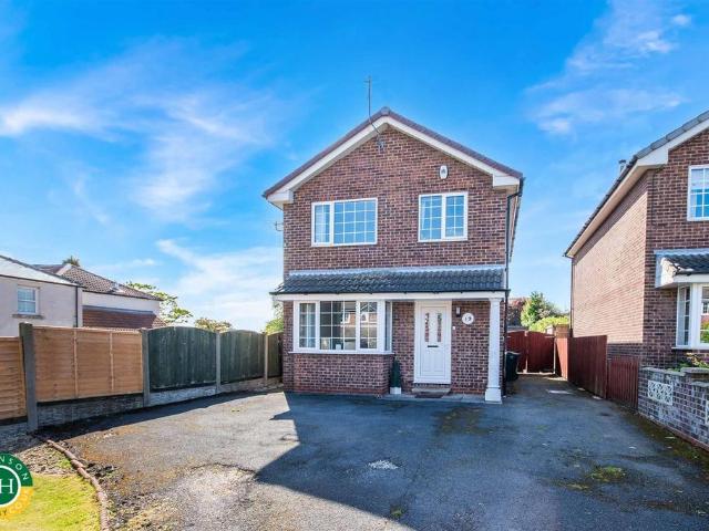 House for sale in Adwick Le Street, South Yorkshire