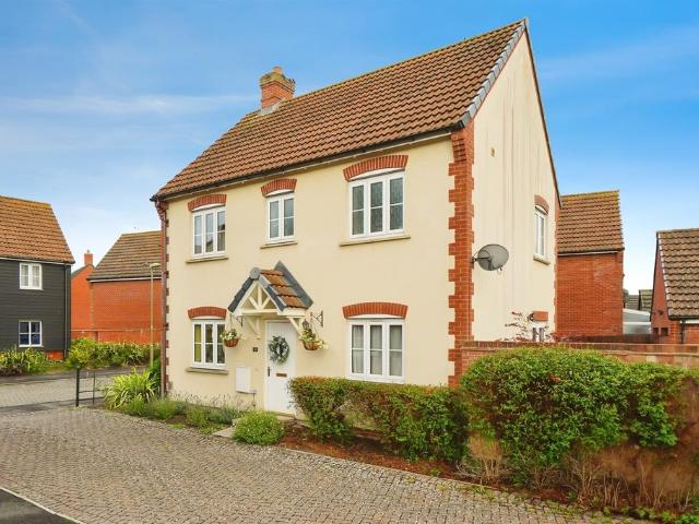 House for sale in Great Western Park North, Berrick Salome