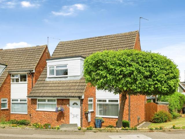 House for sale in Moulton Leys, Northampton