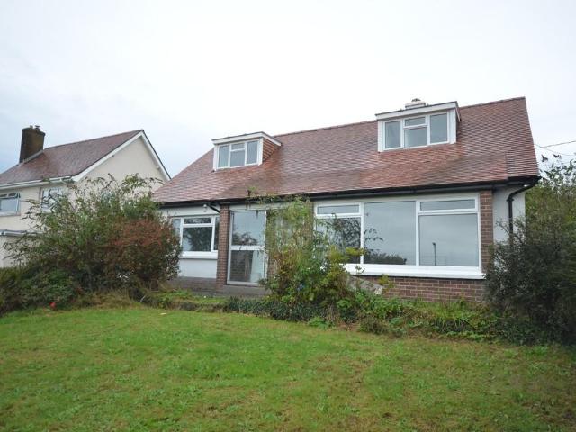 House for sale in Waun Fawr, Wales
