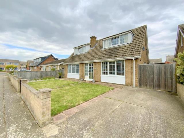 House for sale in The Willows, North East Lincolnshire