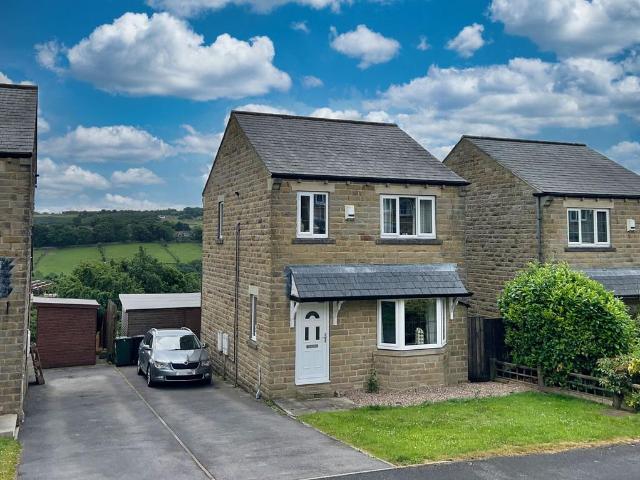 House for sale in Oakworth, West Yorkshire