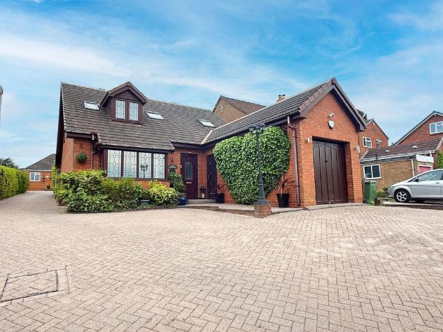 House for sale in Wythall CP, Bromsgrove
