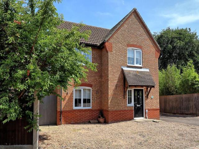 House for sale in South Ockendon, Essex