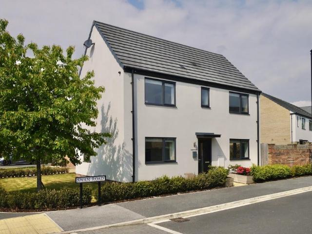 House for sale in Lakeside, South Yorkshire