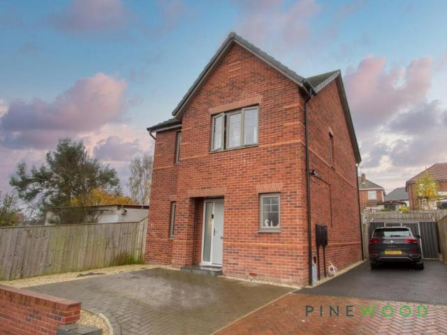 House for sale in Creswell Model Village, Elmton