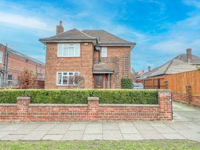 House for sale in Grimsby, North East Lincolnshire