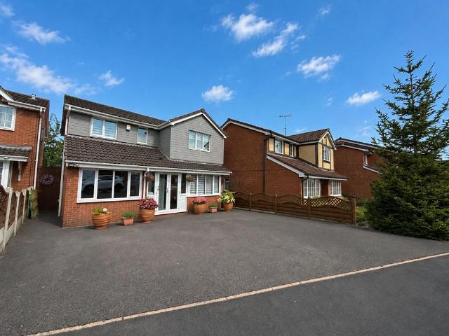 House for sale in Packmoor, Stoke-on-Trent