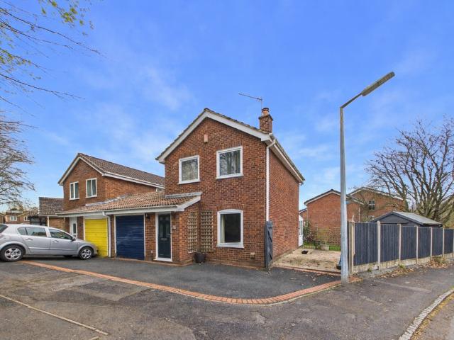 House for sale in Leegomery, Telford