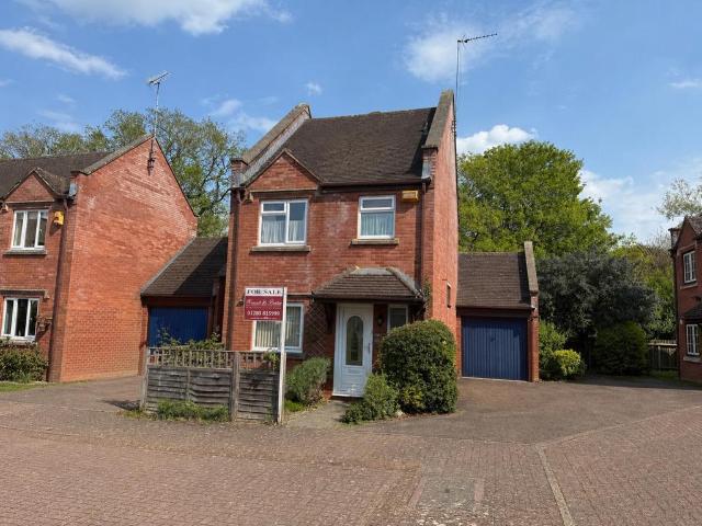 House for sale in Buckingham, Buckinghamshire