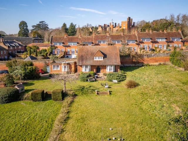 House for sale in Hertford, Colliers End