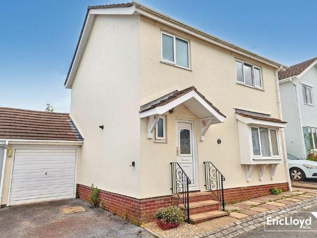 House for sale in Broadsands, Galmpton