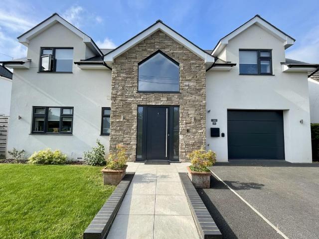 House for sale in Corfe Mullen