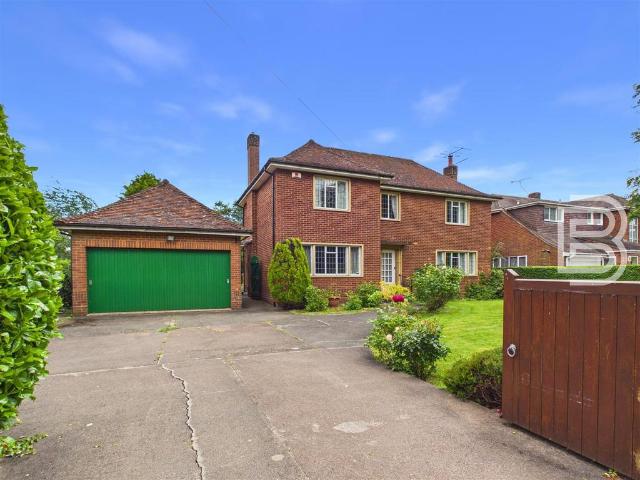 House for sale in New Bilton, Warwickshire