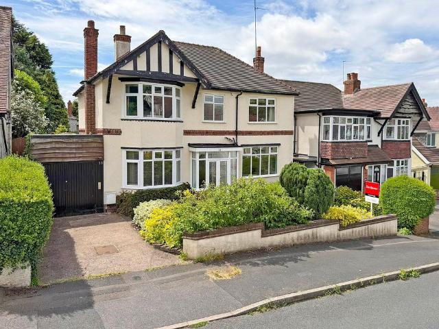 House for sale in Goldthorn Hill, Penn