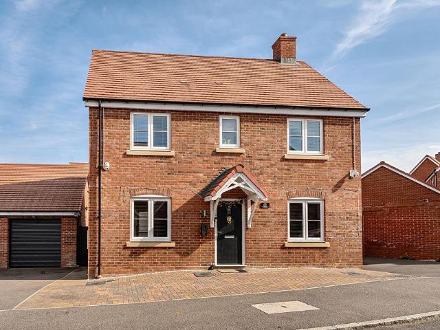 House for sale in Bedford